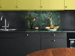 Ошхона сабз бо акс countertop сиёҳ