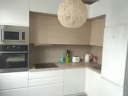 Inteqrasiya Edilmiş Emaye Tutacaqları Olan Mətbəxlər Fotoşəkil