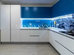 Kitchens with integrated enamel handles photo