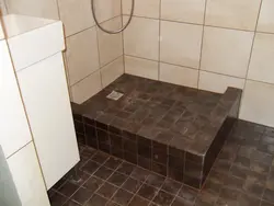 Подиум в ванной для душа фото