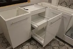Кутняя шафа на кухню падлогавы фота