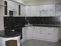 Ас үй үстелінің корольдік опал фотосуреті