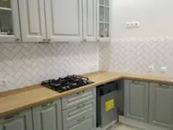 Kitchens Without Baseboards On The Apron Photo