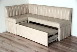 Mətbəx üçün künc divanı qatlanan fotoşəkil