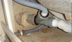 How to connect a bathtub to the sewer photo