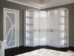 Гардероб кунҷи сафед барои акс хоб
