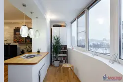 Плитка у окна на кухне фото
