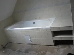 Kafel qutusundakı vanna otağı fotoşəkili