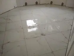 Сафолҳои Диагоналӣ Дар Акс Ошхона