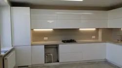 Kitchen with integrated handles white photo