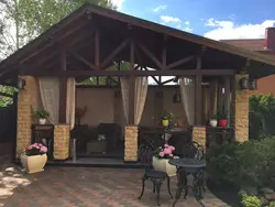 Mətbəx və barbekü fotoşəkili olan gazebo