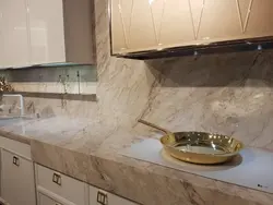 Bej mərmər mətbəx tezgahı fotoşəkili