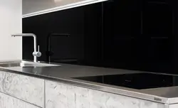 Стальніца з нержавейкі для кухні фота