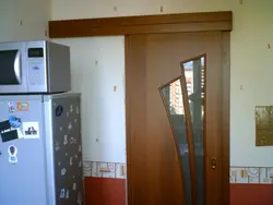 Xruşşov fotoşəkilində mətbəxə sürüşən qapılar