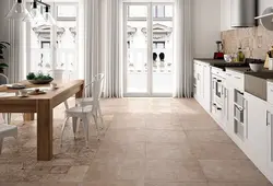 Сафолҳои беж дар ошёнаи ошхона акс