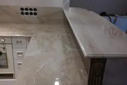 Скиф итальянский мрамор столешница фото на кухне