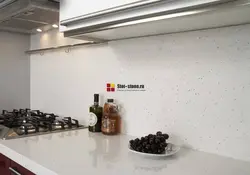 Süni daşdan hazırlanmış mətbəx önlük foto