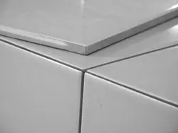 Tiles at 45 degrees in the bathroom photo