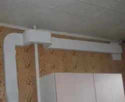 Mətbəxdə Plastik Başlıq Qutusu Fotoşəkili