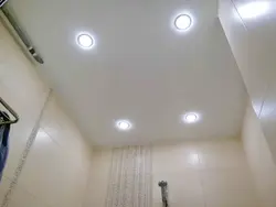 Нацяжная столь у ванным пакоі водгукі фота
