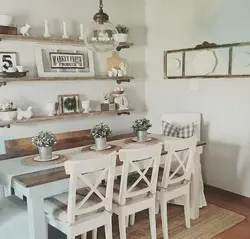 Mətbəx fotoşəkili üçün Provence üslubunda masa