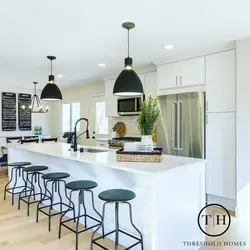 Light above the bar counter photo in the kitchen