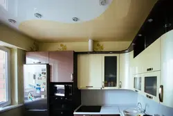 Натяжные потолки на кухню с газовой плитой фото