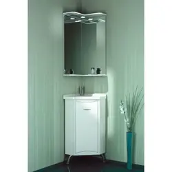 Kabinet və güzgü fotoşəkili ilə künc vanna otağı lavaboları
