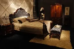 Готический интерьер спальни