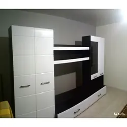 Ichki makonda Nensining yashash xonasi