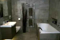 Пристенная ванна в интерьере