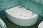 Интерьердегі тритон ваннасы