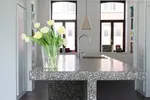 Ас үй интерьеріндегі террасцо