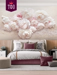 Yataq otağının interyerində peonies