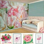 Yotoqxonaning ichki qismidagi peonies