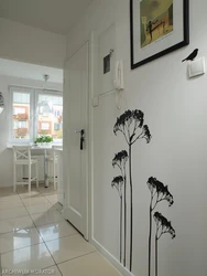 Roses in the hallway interior