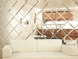 Mirror stripes in the living room interior