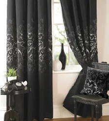 Tulle Сиёҳ Дар Дохили Хоб