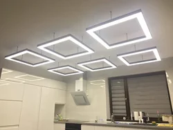 Mətbəx interyerində yüngül xətlər