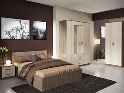 Либоси wenge дар дохили хоб