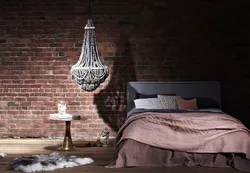 Yotoqxonaning ichki qismidagi loft lampalar