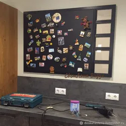 Magnetic boards in the kitchen interior