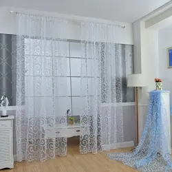 Цюль у інтэр'еры спальні сетка