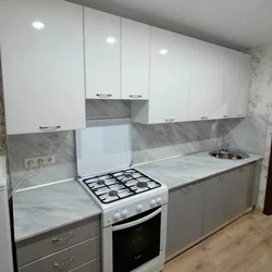 Mətbəx interyerində etoria stolüstü skif