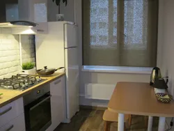 Xruşşovdakı mətbəxdə daxili pəncərə