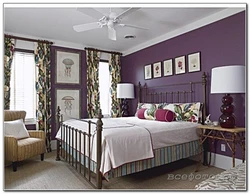 Green and purple in the bedroom interior