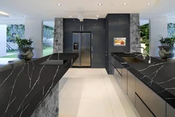 Countertop мармар сиёҳ дар дохили ошхона