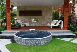 Bathtub in landscape design