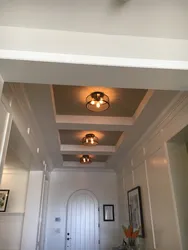 Koridor dizaynidagi nurlar