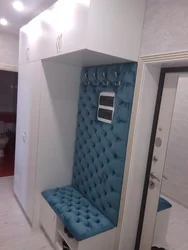 Дизайн прихожей с каретной стяжкой